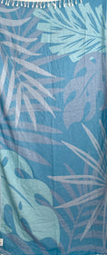 Load image into Gallery viewer, Ocean Hues Towel